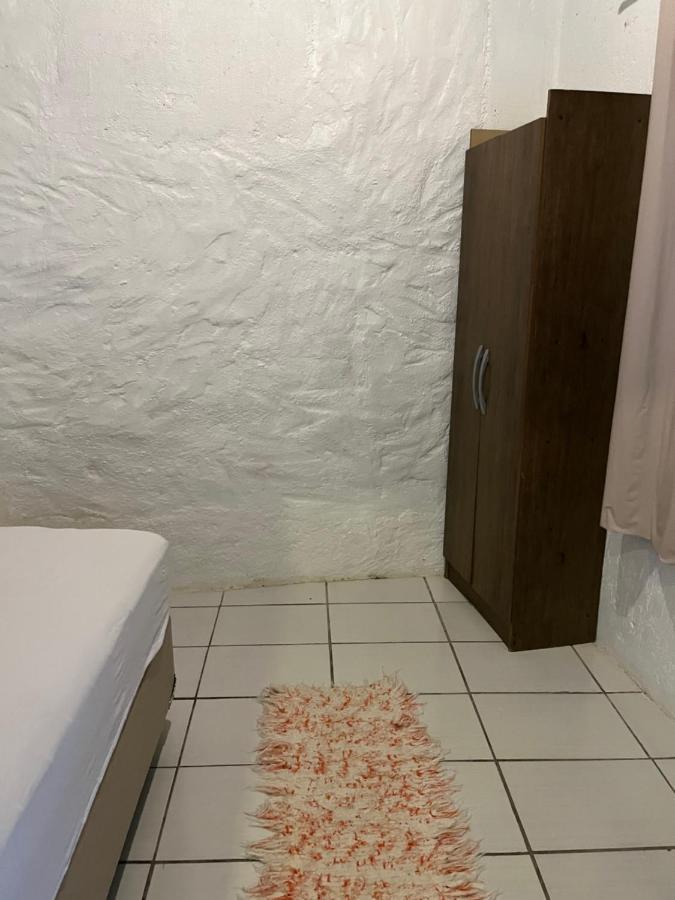 إيمبيتوبا Pousada E Hostel Girassol المظهر الخارجي الصورة